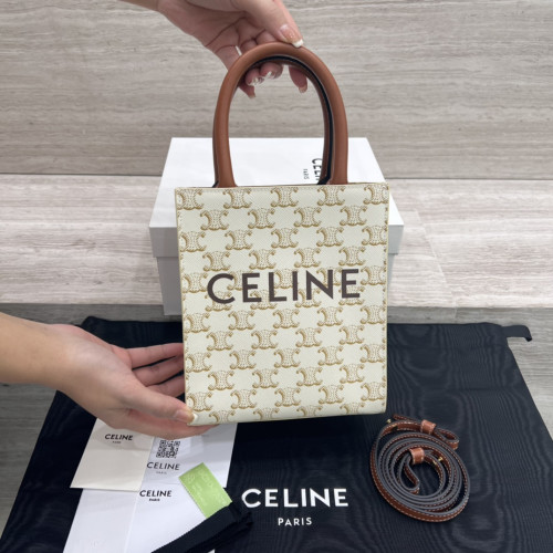 셀린느 미니 버티컬 카바스 - CELINE 프린트 트리옹프 캔버스 & 카프스킨