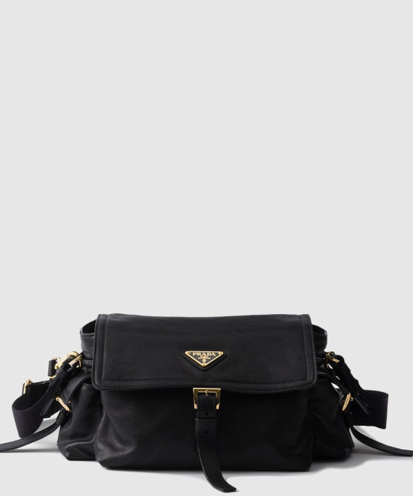 익스플로어 미디엄 나파 가죽 숄더백 1BD394